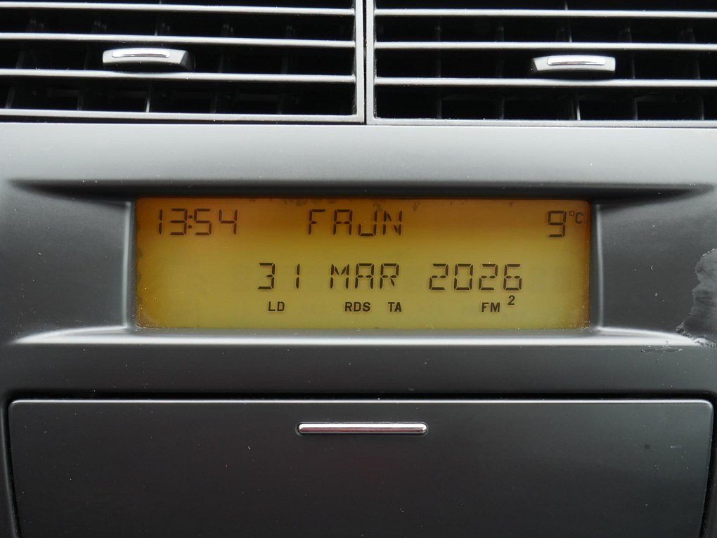 Citroën C4 1.4i 