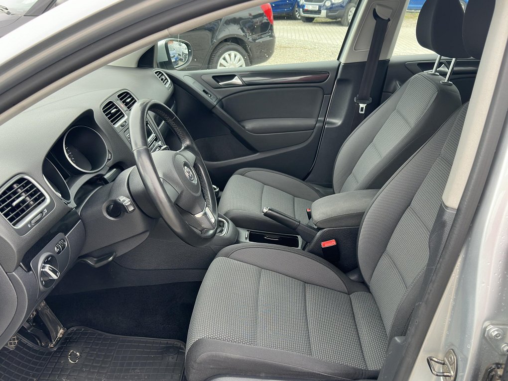 Volkswagen Golf 1.2TSI 