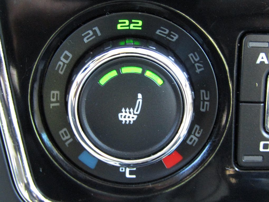 Škoda Superb II 2.0 TDi Elegance