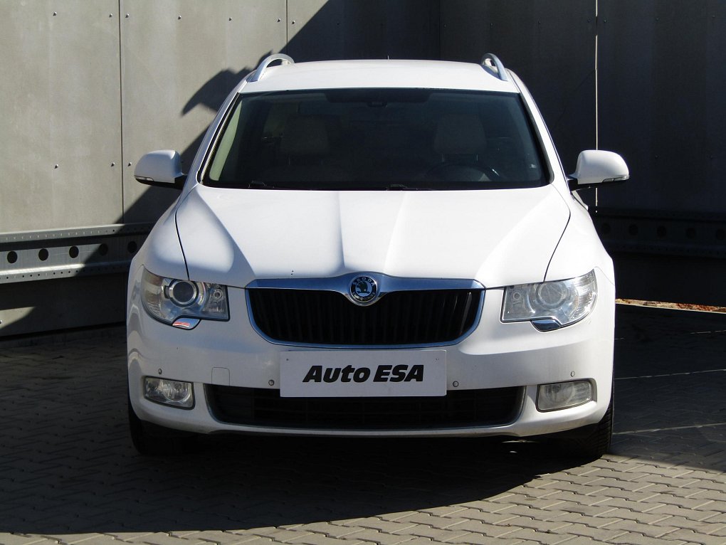 Škoda Superb II 2.0 TDi Elegance