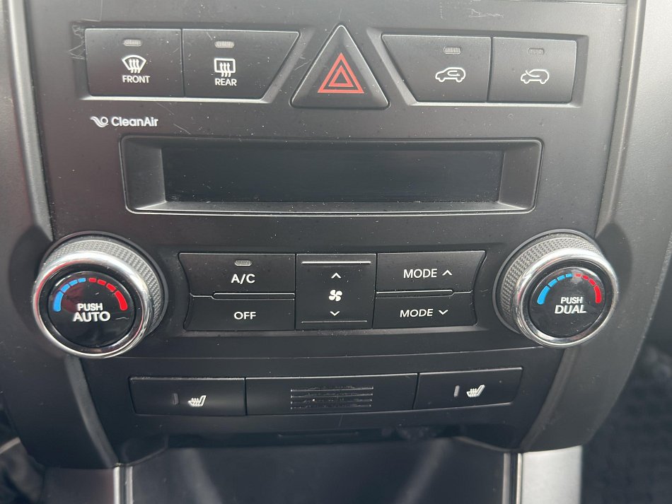 Kia Sorento 2.2CRDi  4x4, 7míst