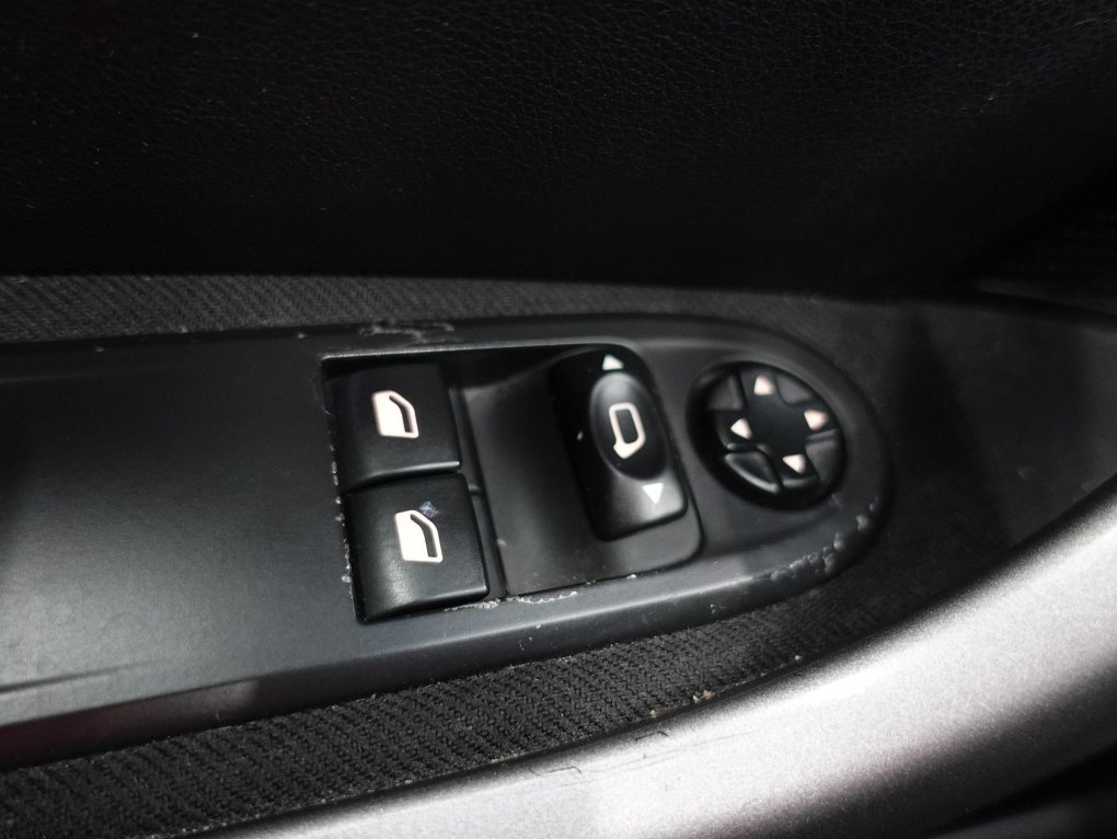 Peugeot 308 1.6i 
