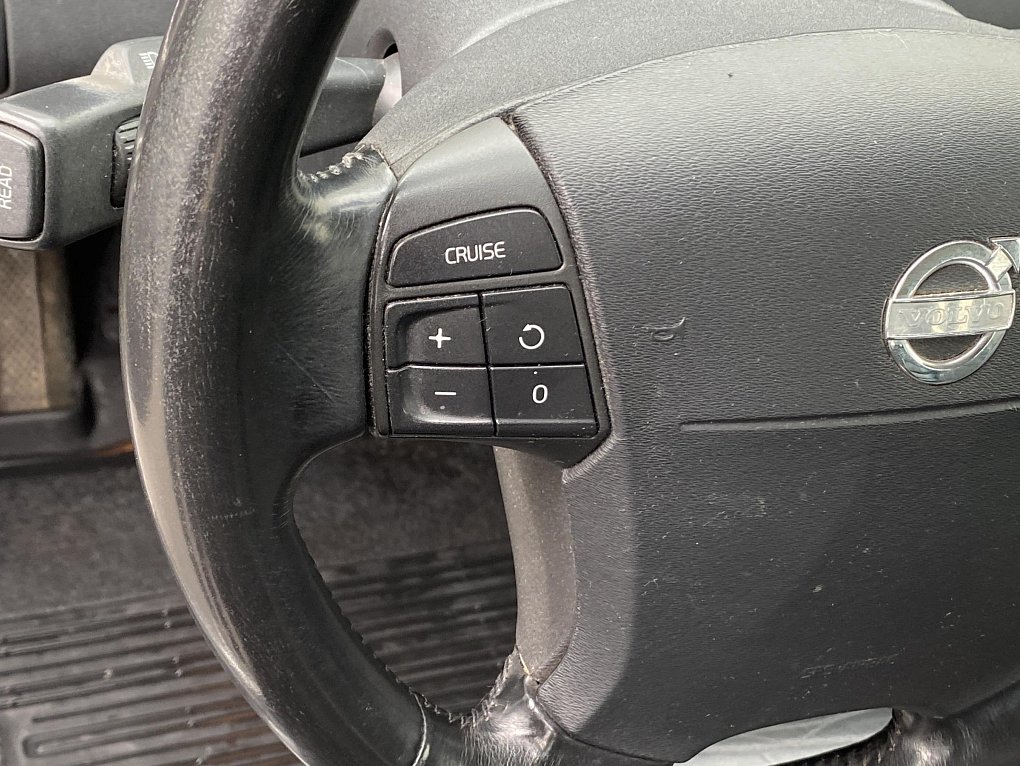 Volvo V70 2.4 D Momentum