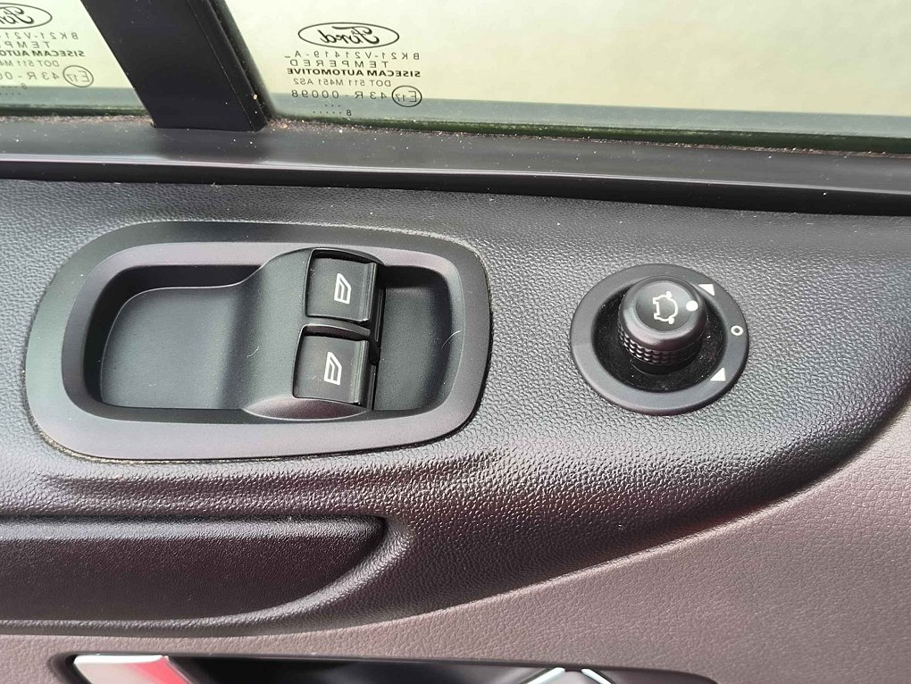 Ford Transit Custom 2.0TDCi Trend L2 6míst