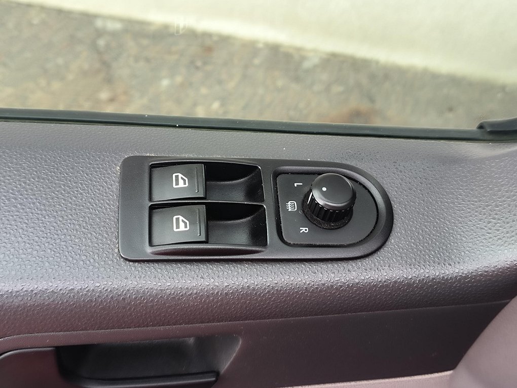 Volkswagen Transporter 2.0TDi  L2H2