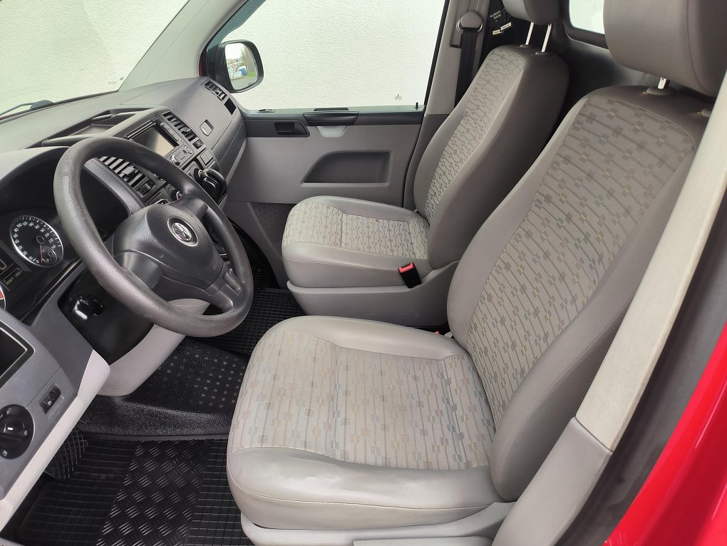 Volkswagen Transporter 2.0TDi  L2H2