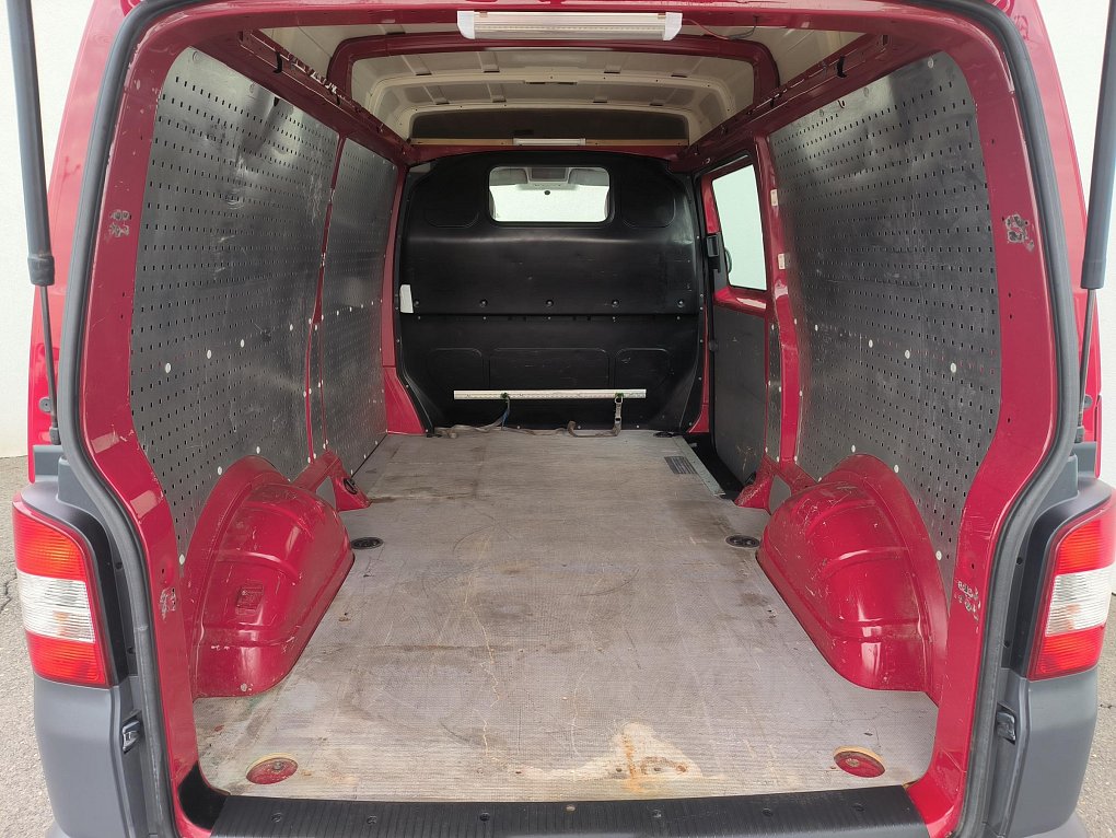 Volkswagen Transporter 2.0TDi  L2H2