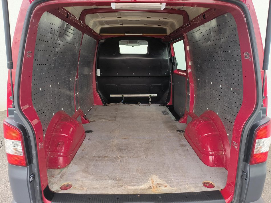 Volkswagen Transporter 2.0TDi  L2H2