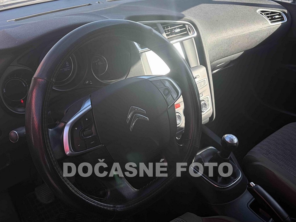 Citroën C4 1.2 PURE TECH 