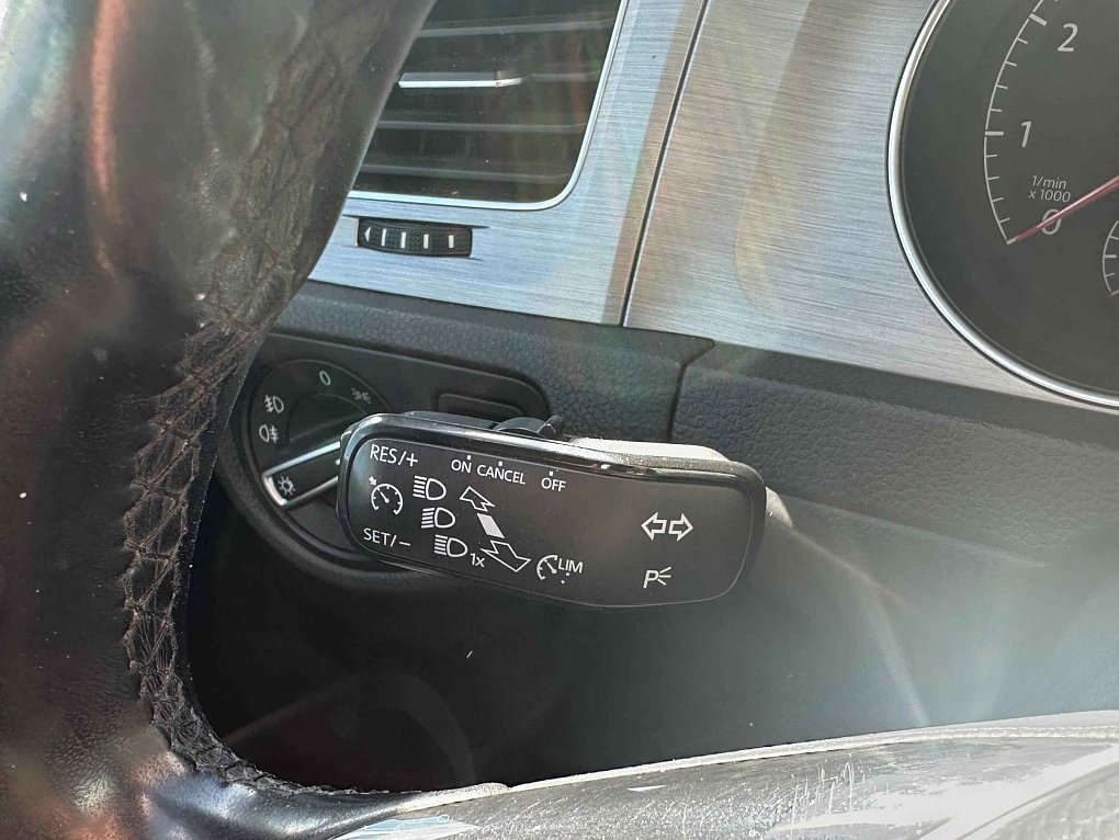 Volkswagen Golf 1.2 TSi 
