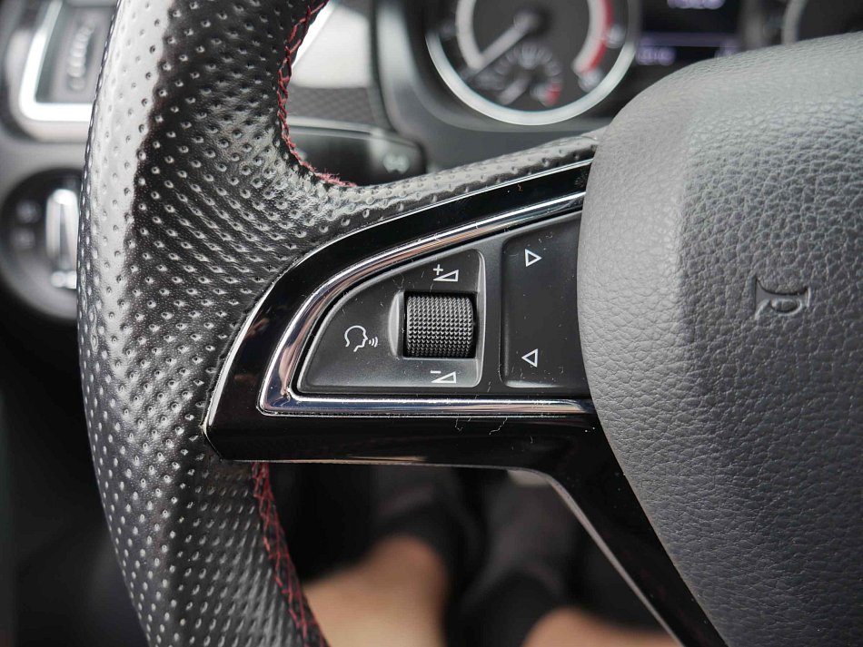 Škoda Rapid 1.0 TSi Monte Carlo
