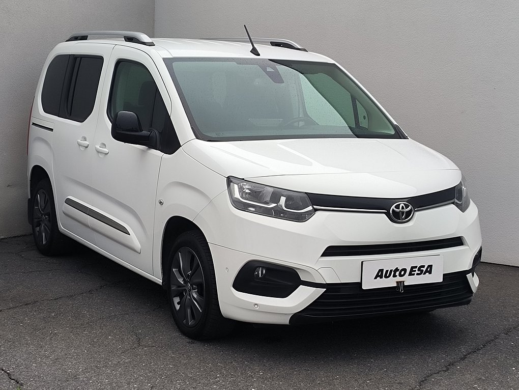 Toyota ProAce City Verso 1.5D-4D Family MAXi