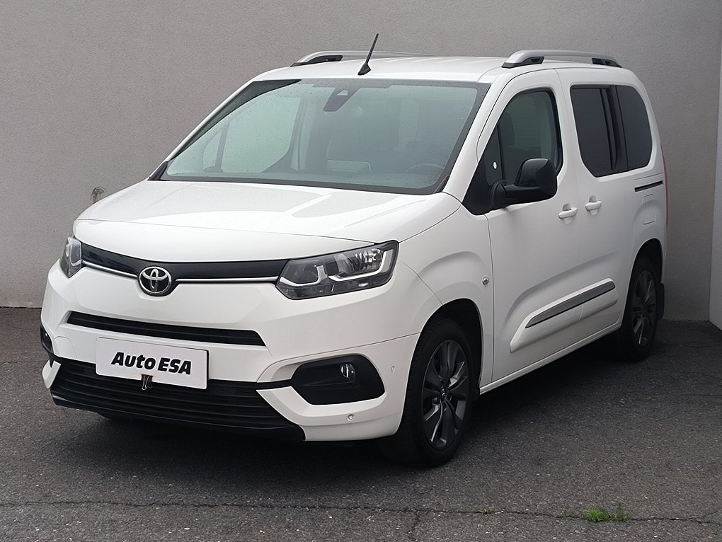 Toyota ProAce City Verso 1.5D-4D Family MAXi