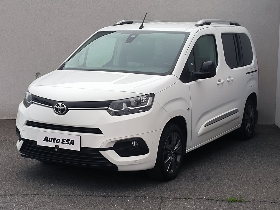 Toyota ProAce City Verso 1.5D-4D Family MAXi
