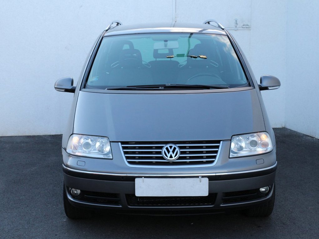 Volkswagen Sharan 2.0i 
