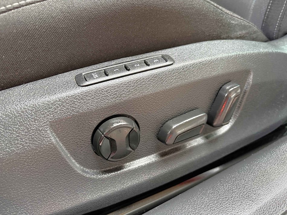 Škoda Superb III 2.0 TDi Ambition