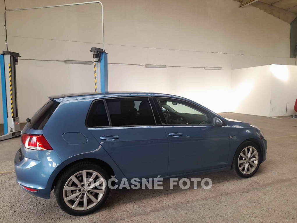 Volkswagen Golf 1.2 TSi 