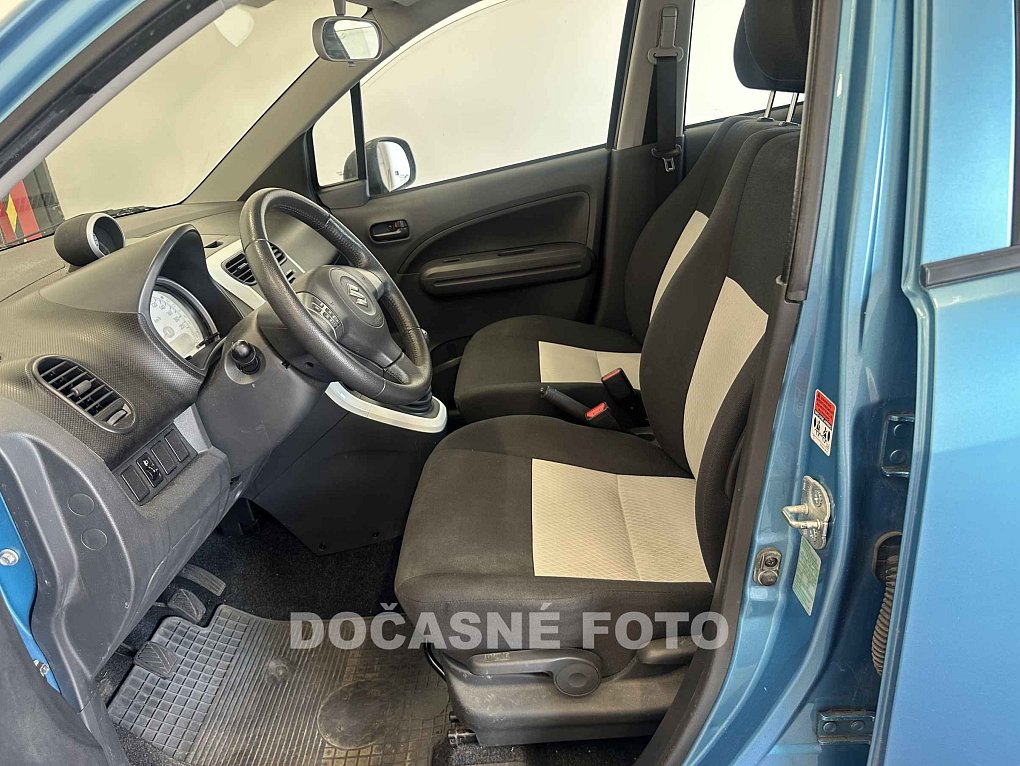 Suzuki Splash 1.0 i 
