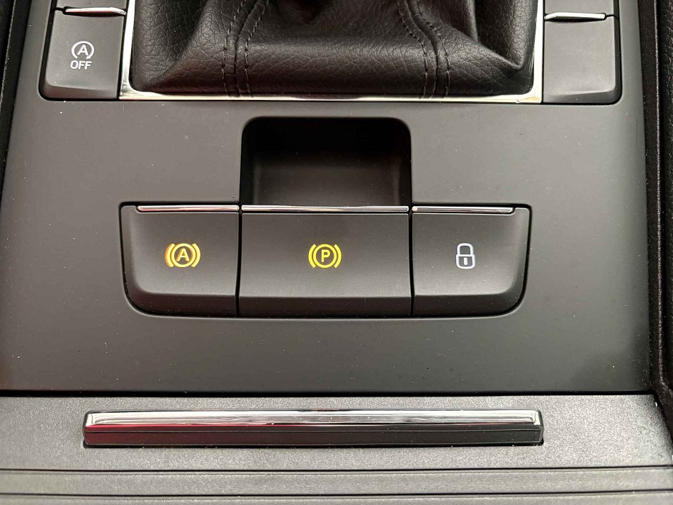 Škoda Superb III 2.0TDi Active