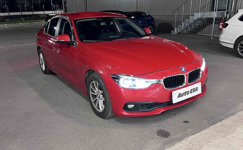 BMW Řada 3 320i 