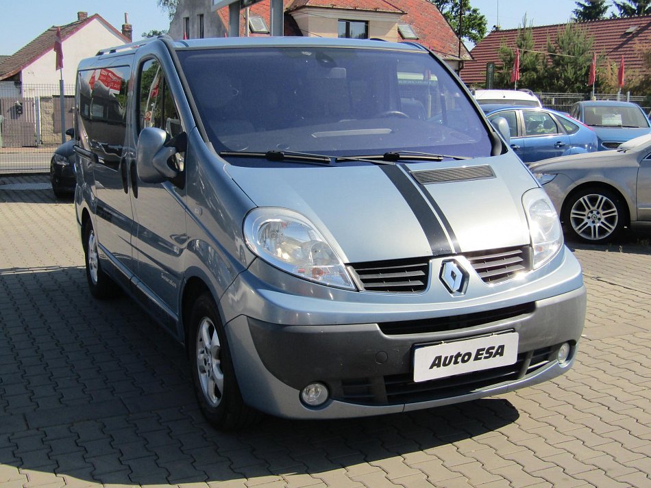 Renault Trafic 2.5dCi Generation 7míst
