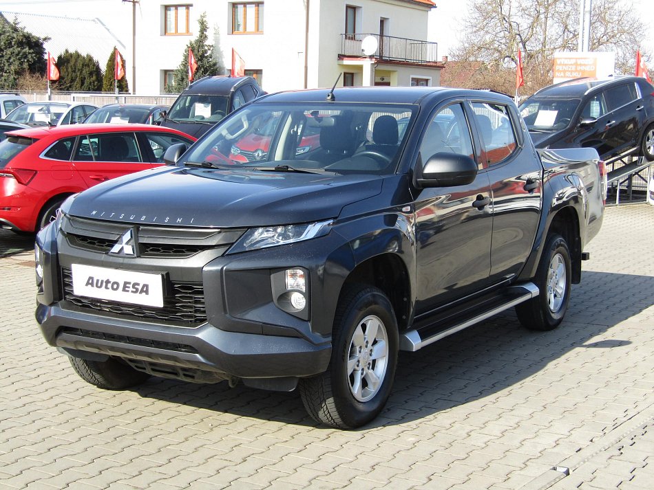 Mitsubishi L200 2.3 Di-D  4x4
