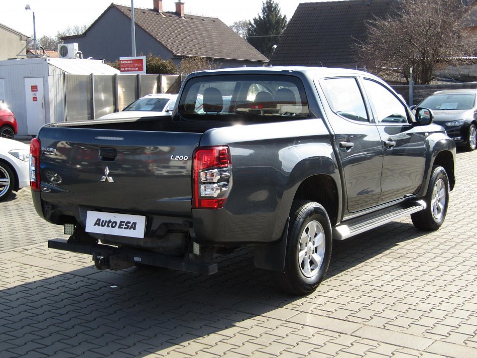 Mitsubishi L200 2.3 Di-D  4x4