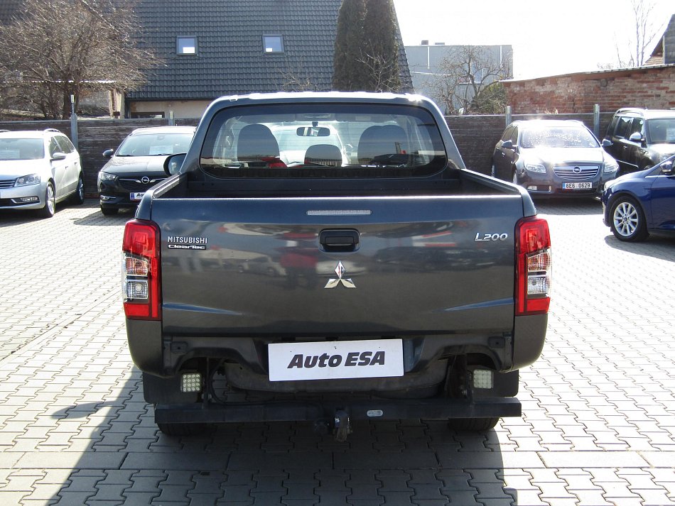 Mitsubishi L200 2.3 Di-D  4x4