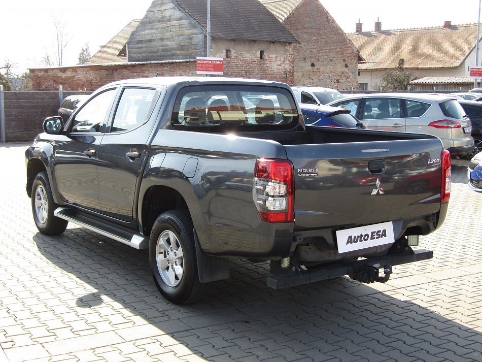 Mitsubishi L200 2.3 Di-D  4x4