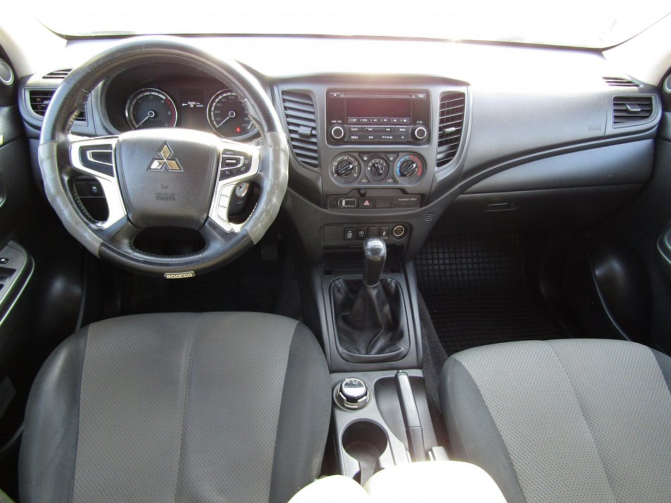 Mitsubishi L200 2.3 Di-D  4x4