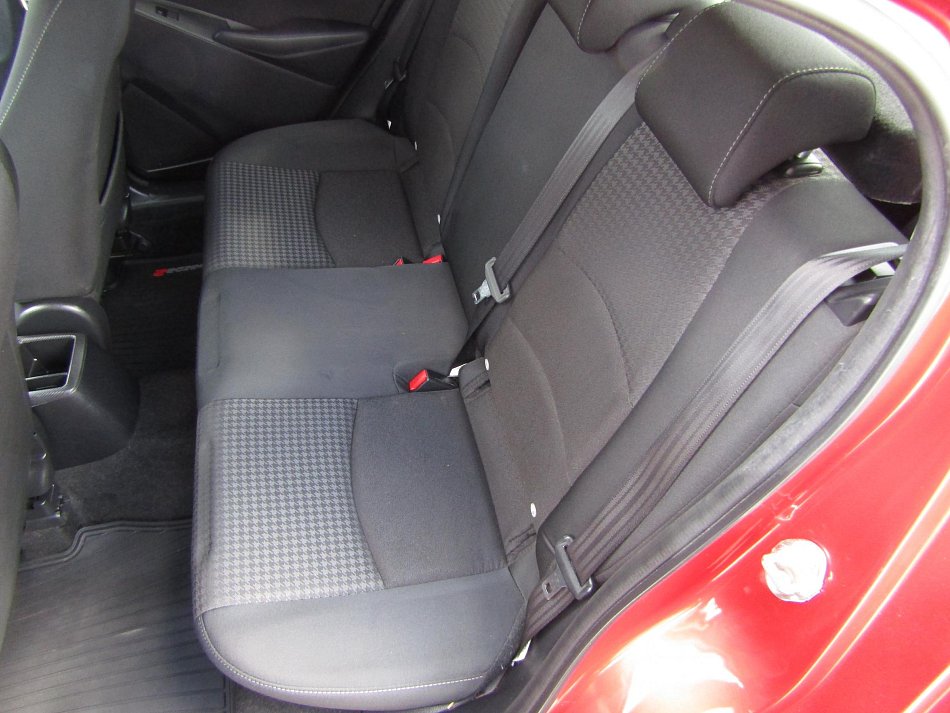 Mazda 2 1.5i 