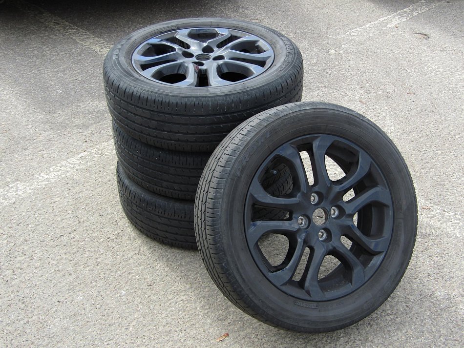 Mazda 2 1.5i 