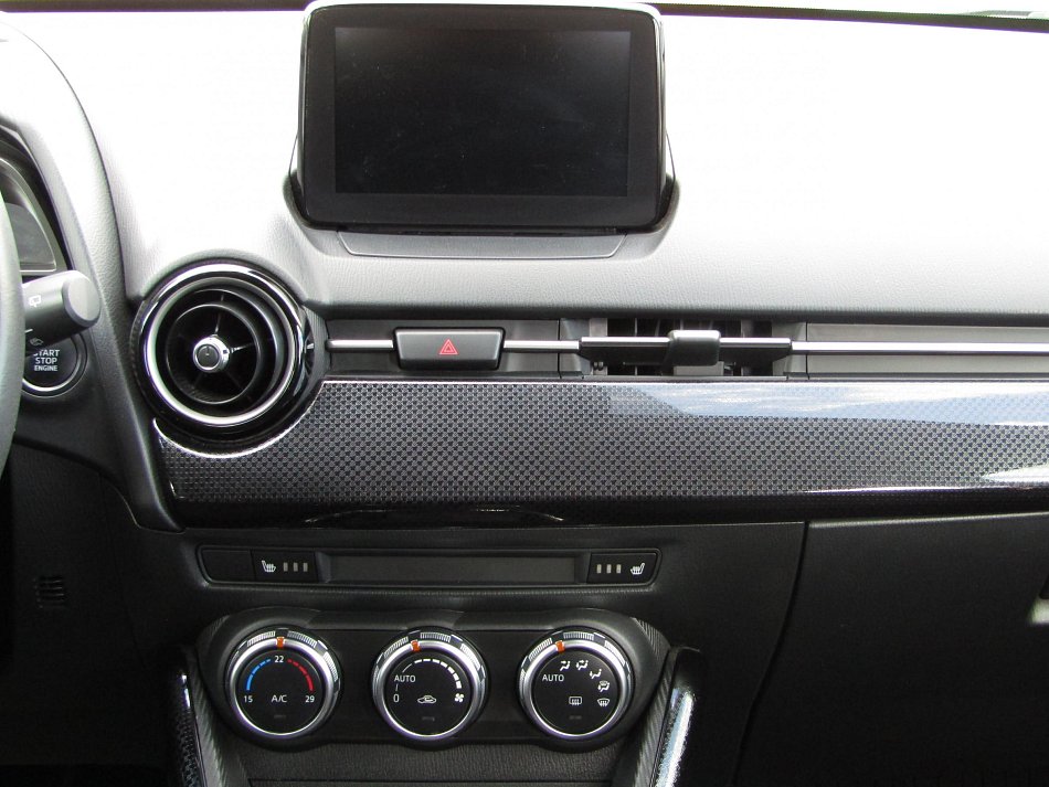 Mazda 2 1.5i 
