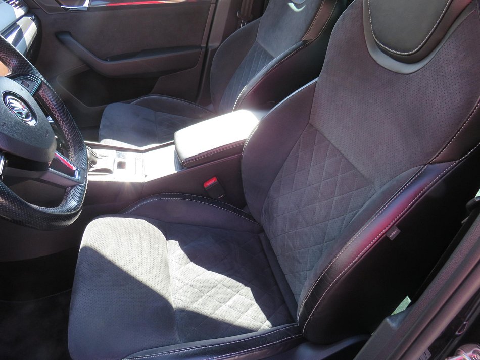 Škoda Superb III 2.0 TDi Ambition