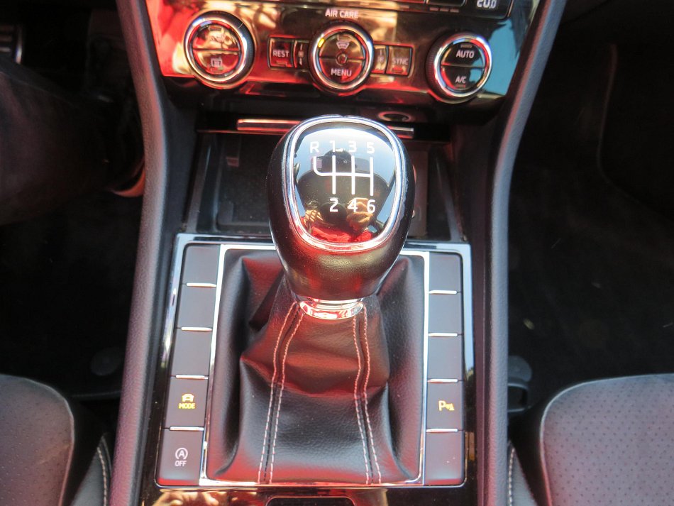 Škoda Superb III 2.0 TDi Ambition
