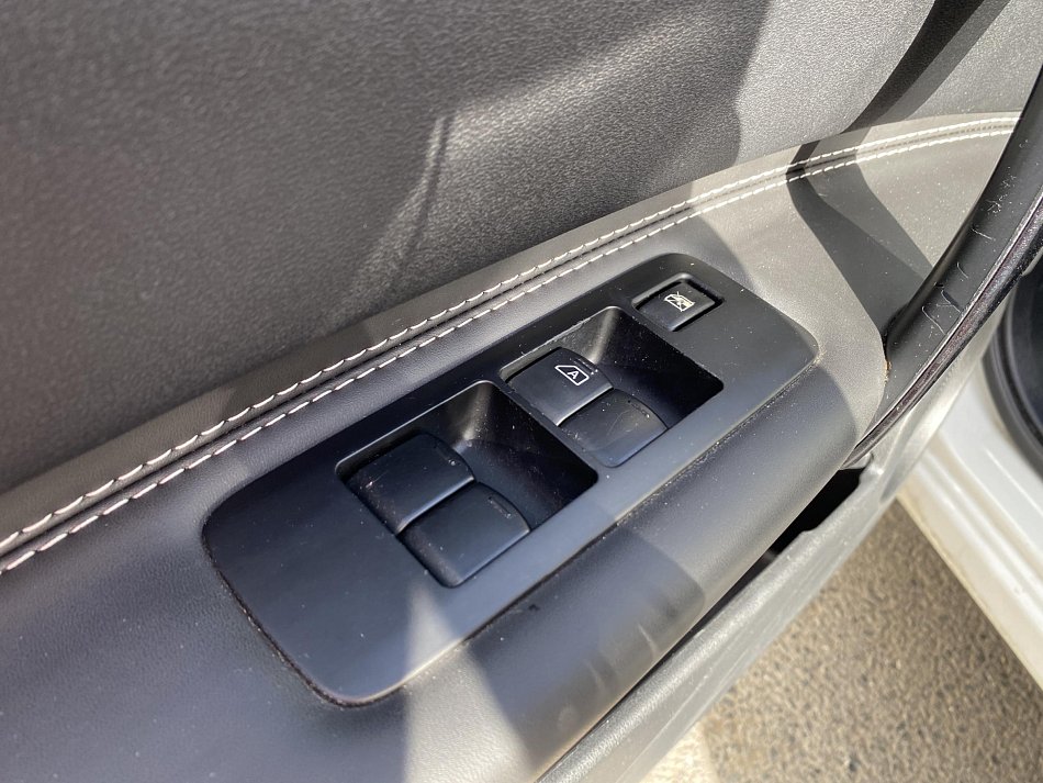 Nissan Qashqai 2.0  +2