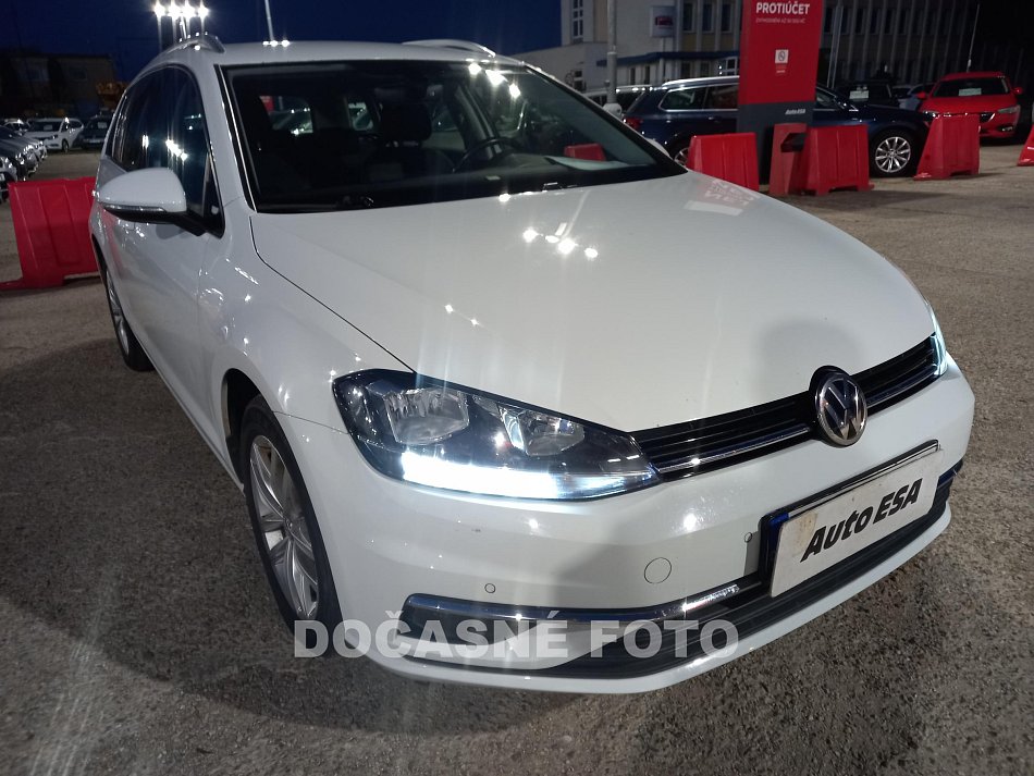 Volkswagen Golf 1.6 TDi 