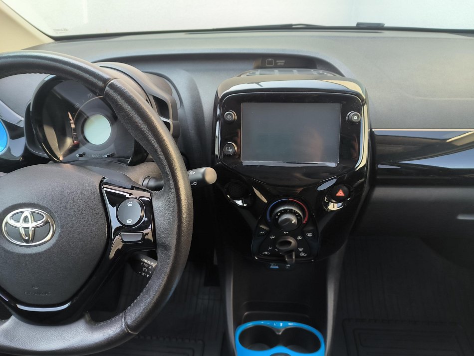 Toyota Aygo 1.0i 