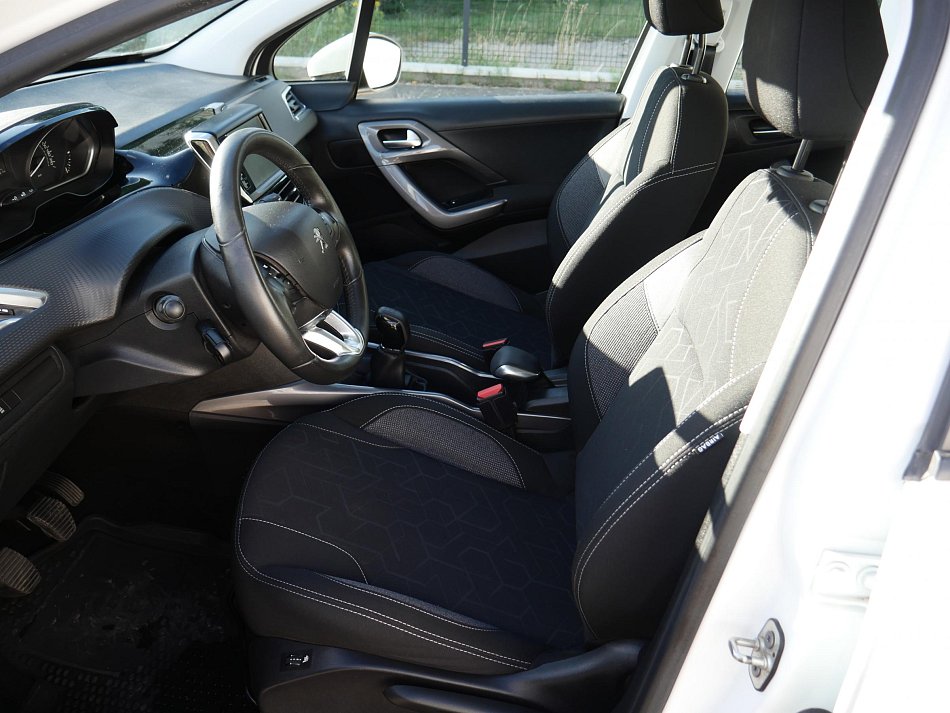 Peugeot 2008 1.2 PT Active