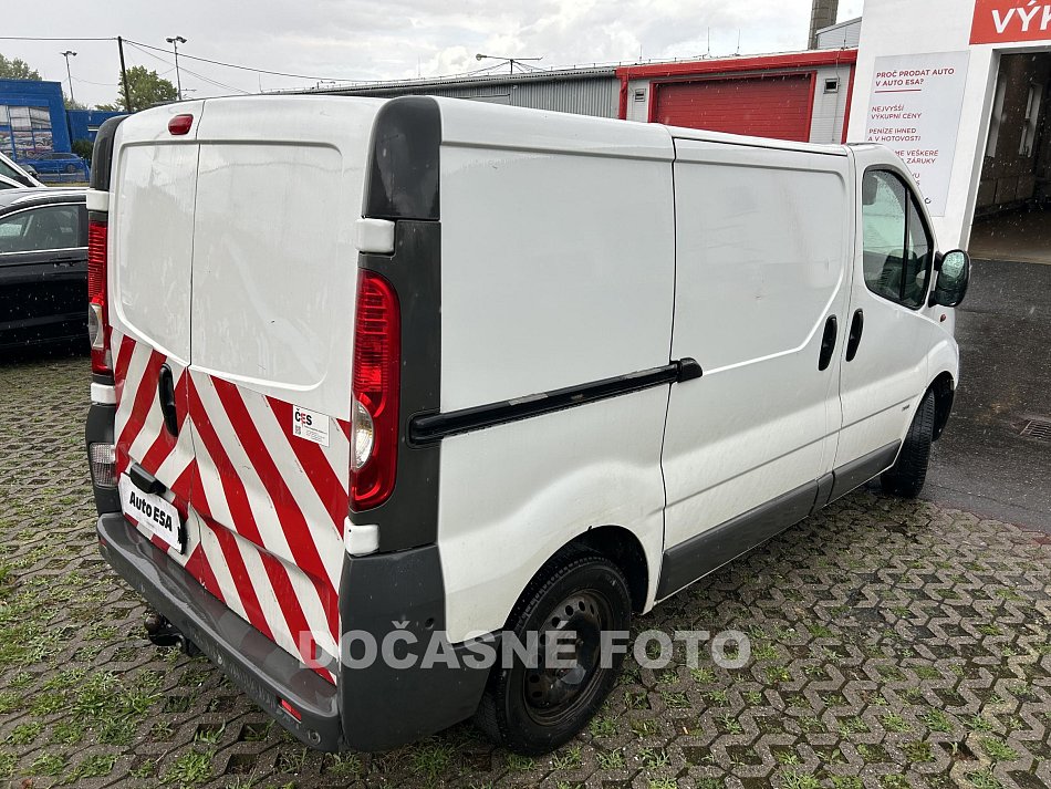 Opel Vivaro 2.0CDTi  L1H1