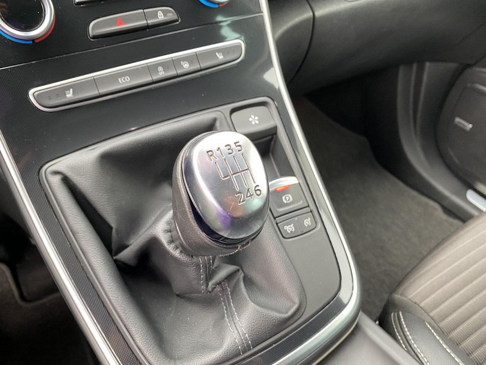 Renault Grand Scénic 1.7dCi BOSE Edition