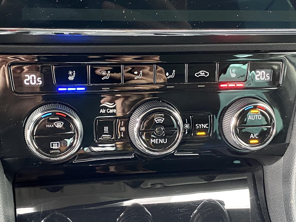 Škoda Superb III 2.0 TDi L&K