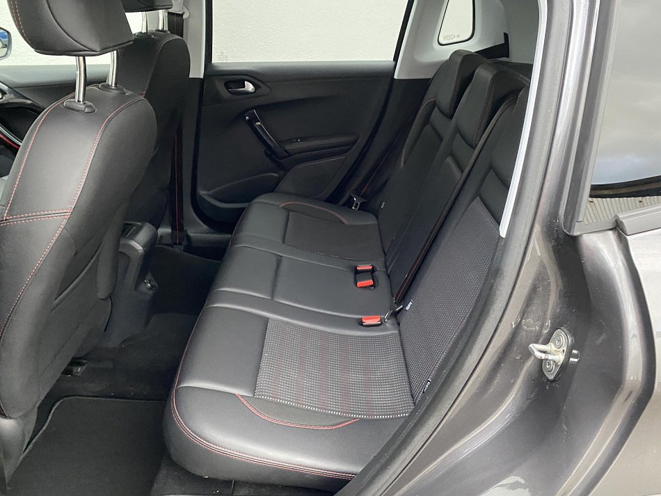 Peugeot 2008 1.2PT GT Line