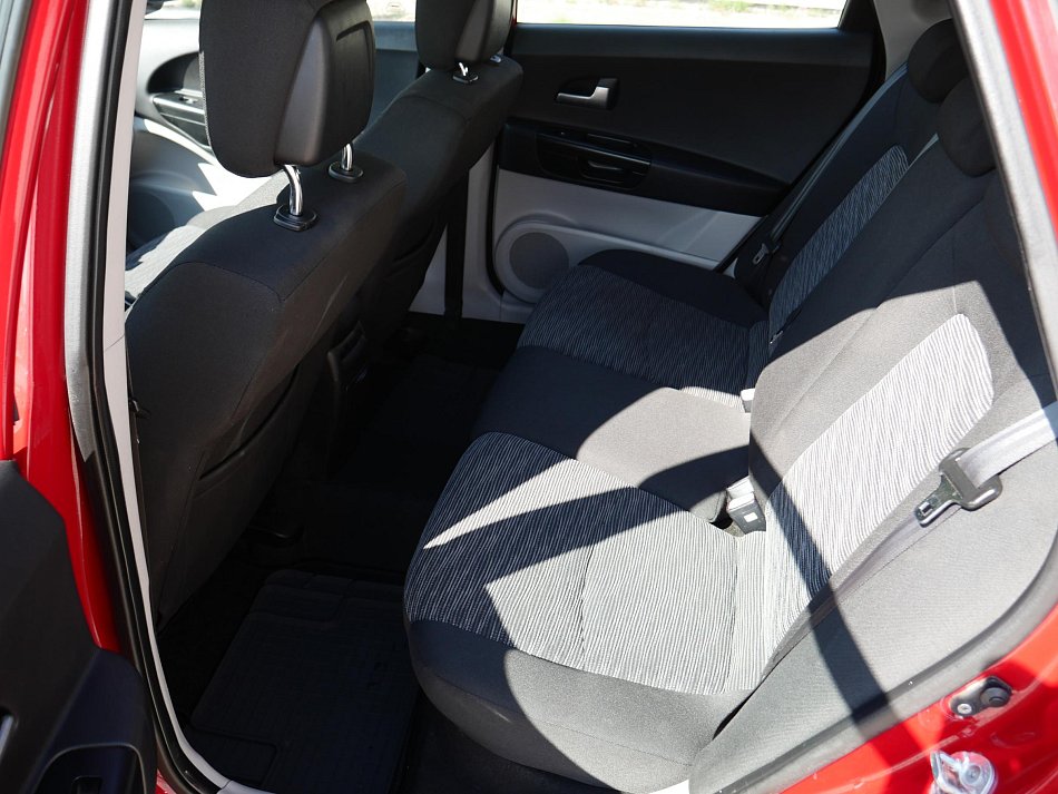 Kia Ceed 1.6 CRDi 