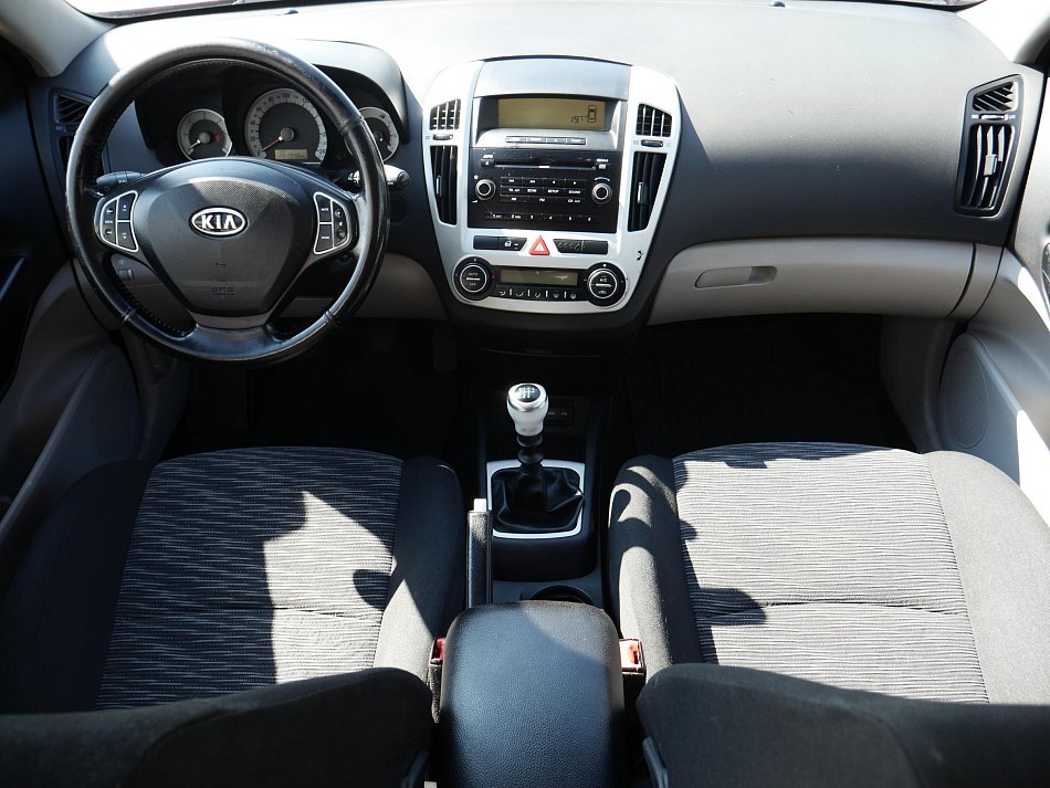 Kia Ceed 1.6 CRDi 