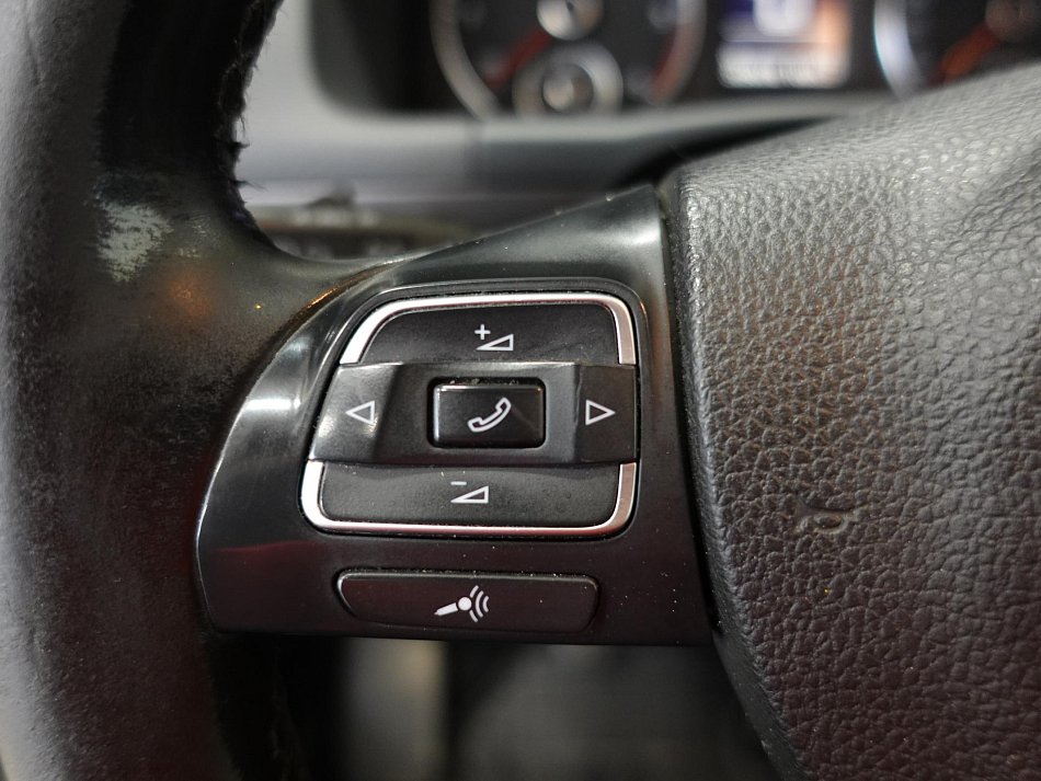 Volkswagen Touran 2.0 TDi 