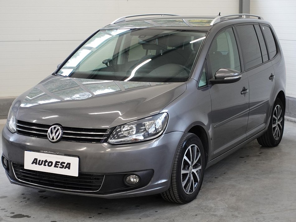 Volkswagen Touran 2.0 TDi 