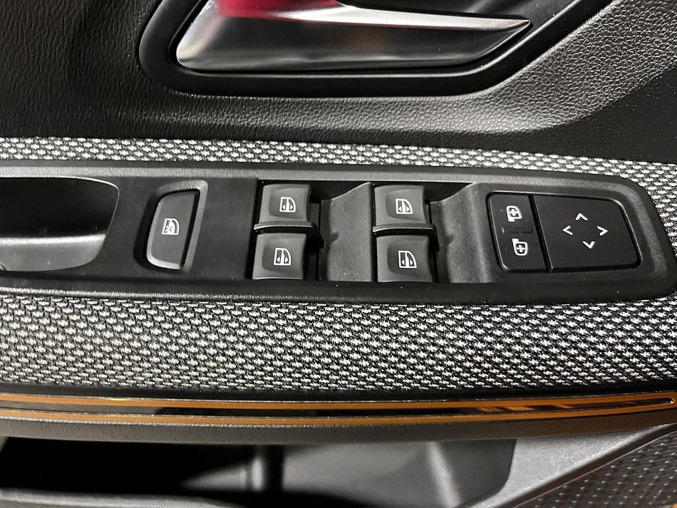 Dacia Sandero 1.0 i  LPG