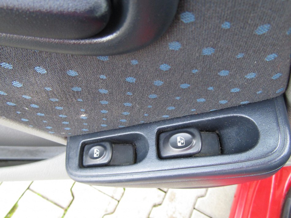 Renault Thalia 1.4 i 16V 