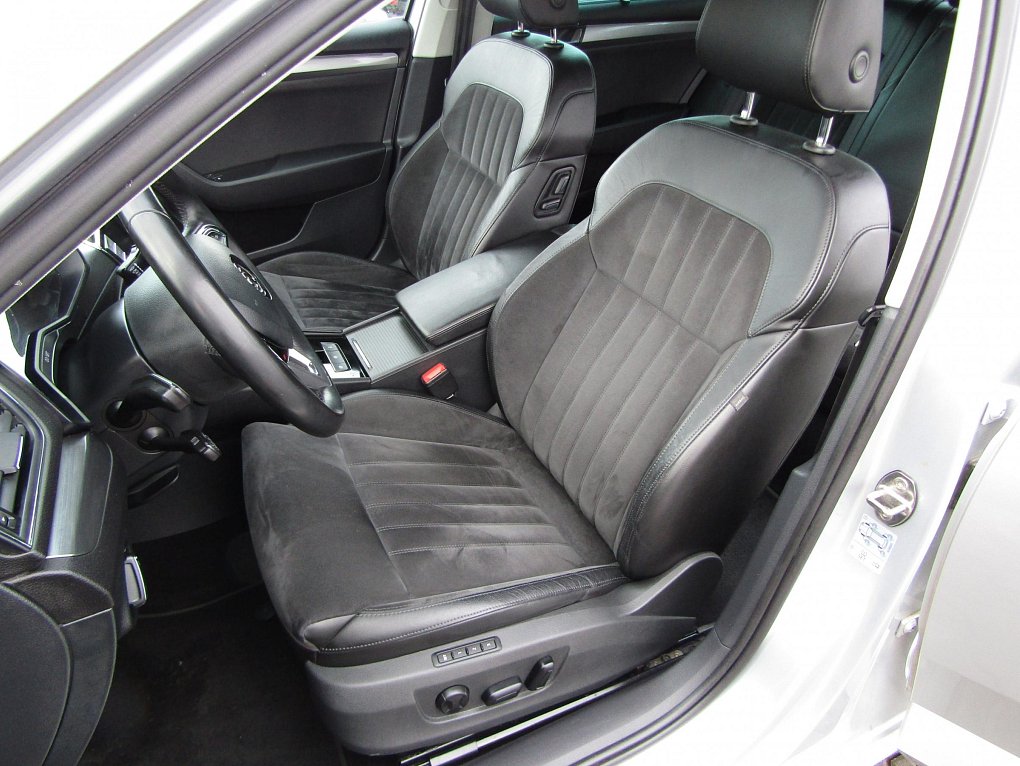 Škoda Superb III 2.0 TSi Style